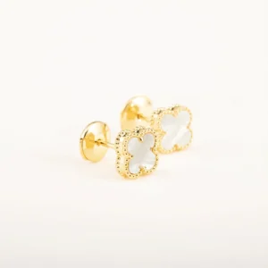 Sweet Alhambra Earstuds, Mother-of-Pearl, Yellow Gold - VCARA44800
