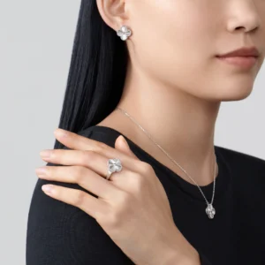 Vintage Alhambra Earrings, White Gold - VCARP9XF00