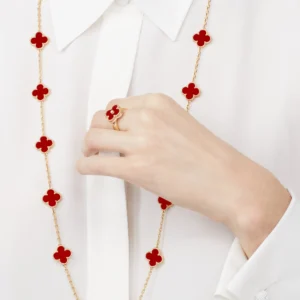 Vintage Alhambra Ring, Diamond, Carnelian, Yellow Gold - VCARD40800