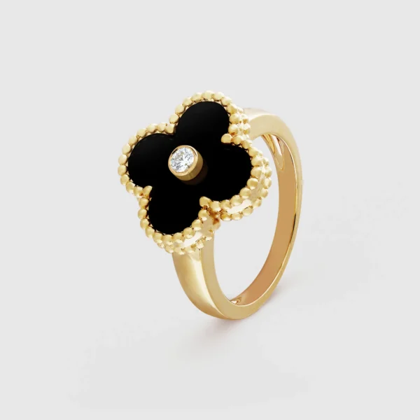 Vintage Alhambra Ring, Onyx, Carnelian, Yellow Gold - VCARA41000