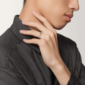 C de Cartier wedding band, 4 mm width, 1 diamond - White Gold